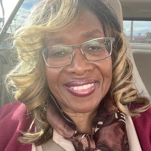 Meet your Posher, Doretha